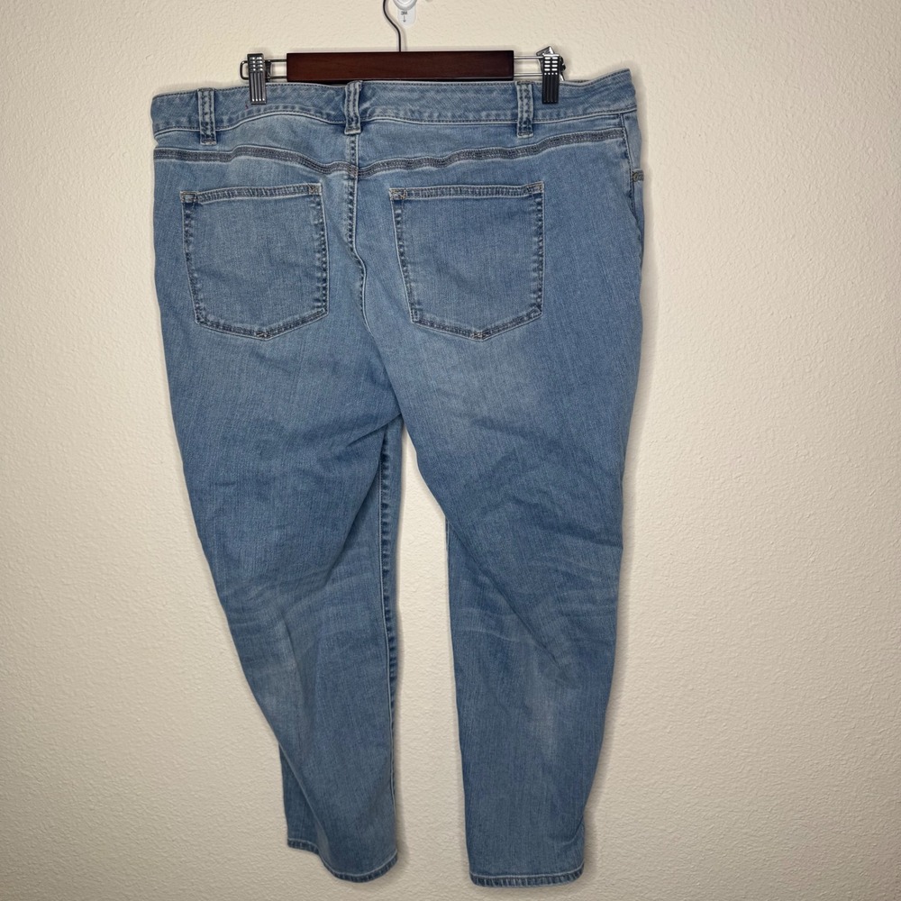 Talbots Flawless Five Pocket Woman Petites Jeans‎ Light Wash Denim Size 16 - Picture 2 of 10